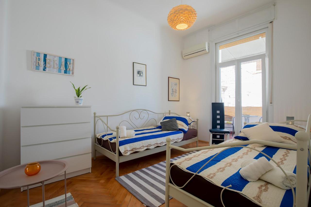 Amphitheater Apartment Pula Bagian luar foto