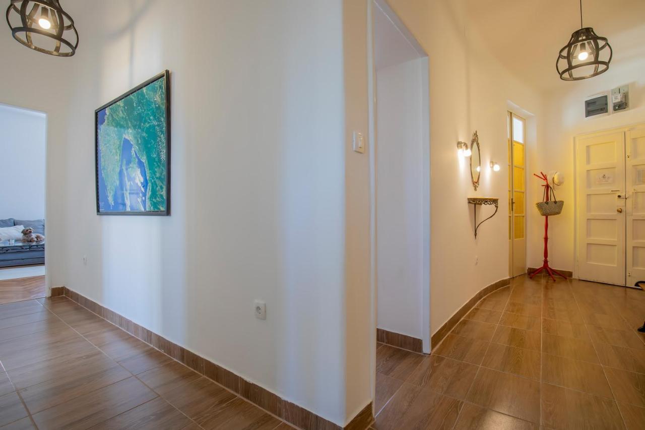 Amphitheater Apartment Pula Bagian luar foto